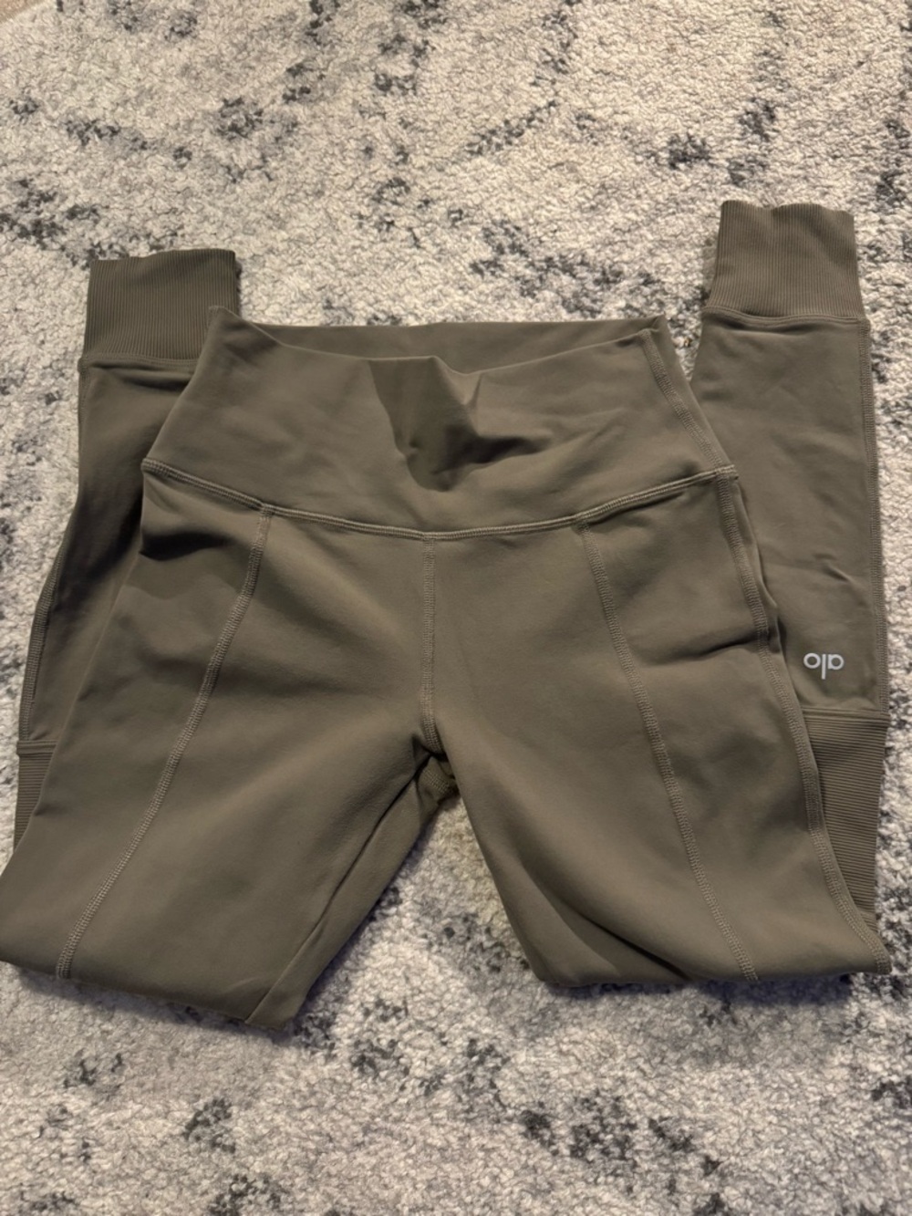 ALO Yoga Olive Leggings with Ribbed Ankle Cuffs